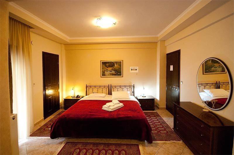 Nostos Hotel Káto Loutrákion Pokoj fotografie