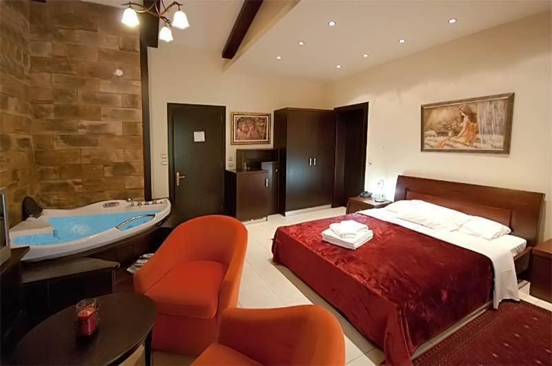 Nostos Hotel Káto Loutrákion Pokoj fotografie