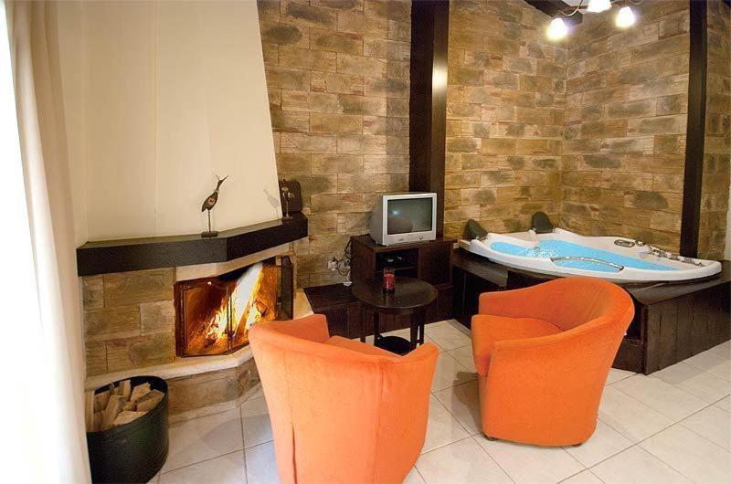 Nostos Hotel Káto Loutrákion Pokoj fotografie
