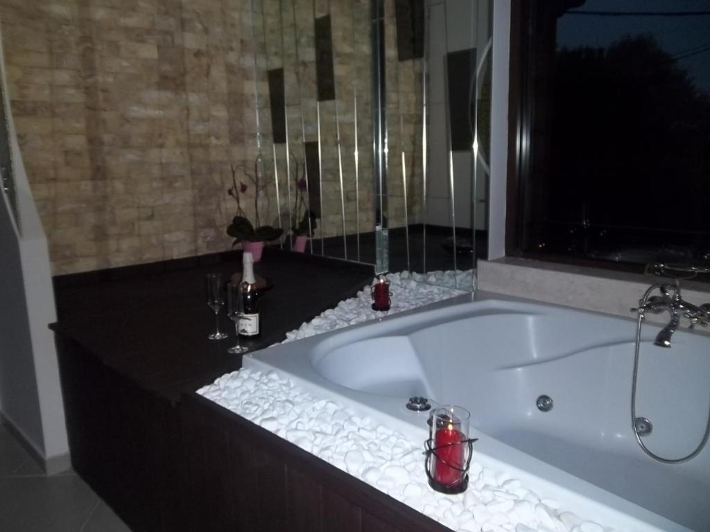 Nostos Hotel Káto Loutrákion Pokoj fotografie